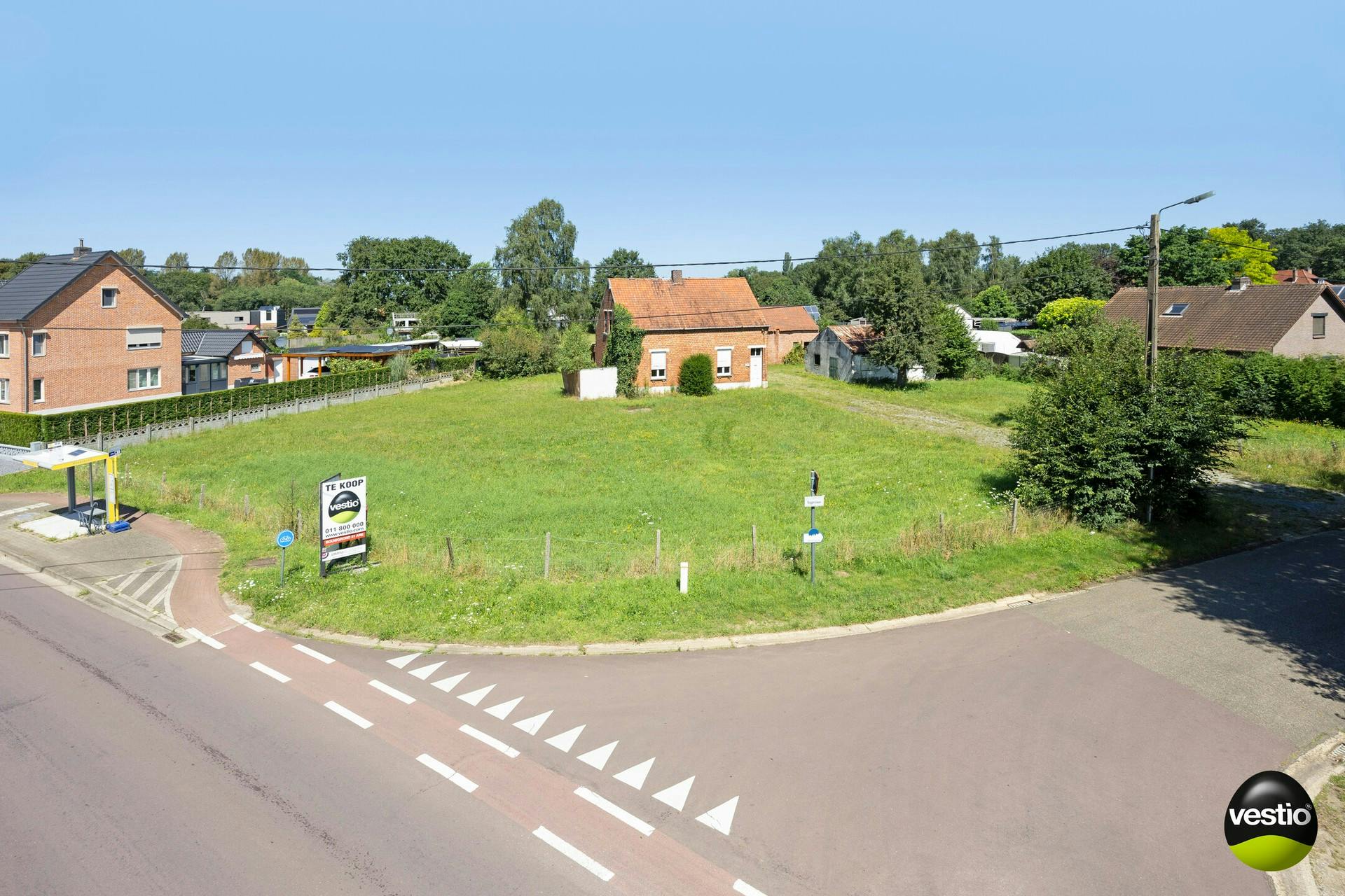 Te renoveren hoeve op riante (project)grond van 51a 19ca te Heusden-Zolder