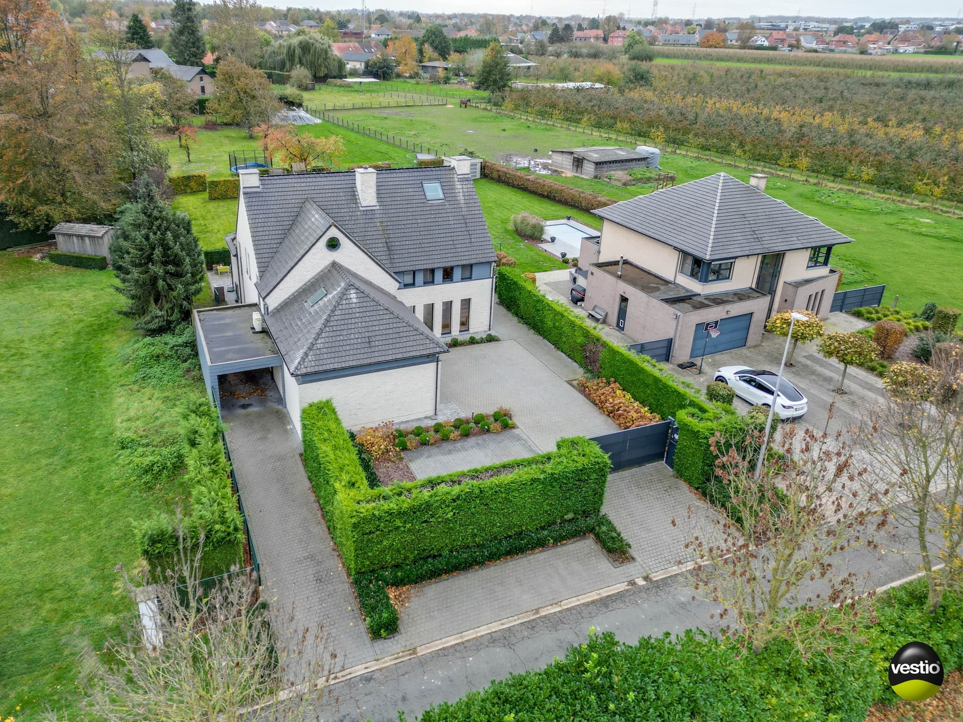 Energiezuinige villa met uitstekend energielabel en 6 slaapkamers!